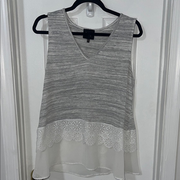 W5 Tops - W5 Gray and White Lace Hem V-Neck Tank